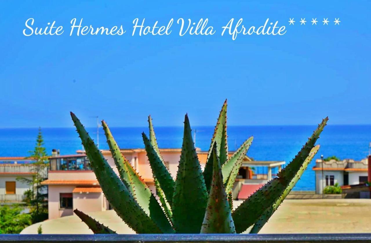 Afrodite Boutique Hotel Боваліно Марина Екстер'єр фото