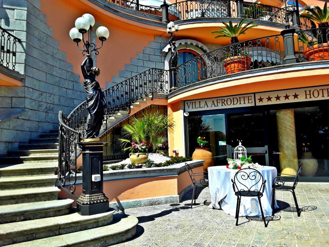 Afrodite Boutique Hotel Боваліно Марина Екстер'єр фото